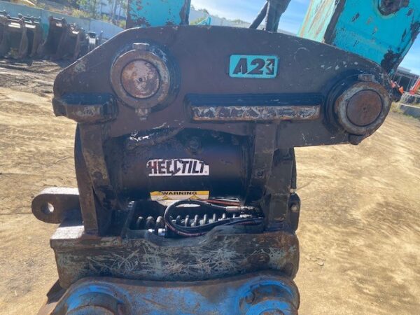 Kobelco SK135SR-3 13.5T Off Set Boom Excavator (Knuckle/Tilt Hitch)